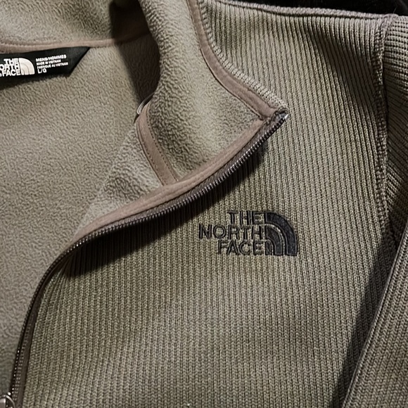 Mens size large North Face Jacket - Picture 3 of 4